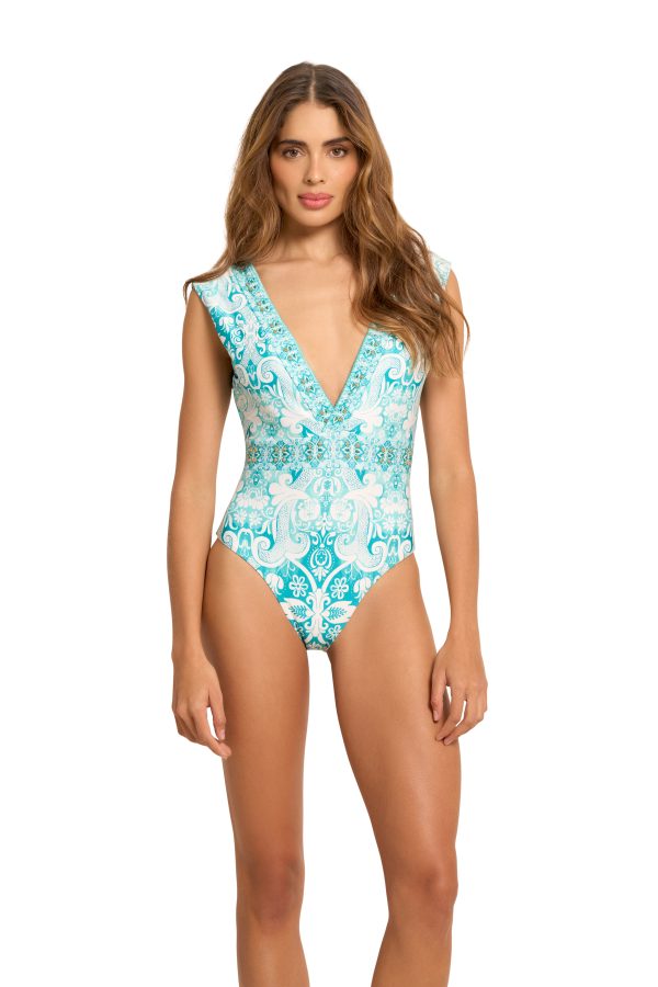Plunge One Piece